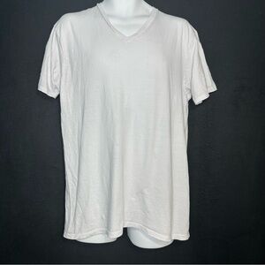 Men's L White V-neck Short Sleeve T-shirt- DKNY